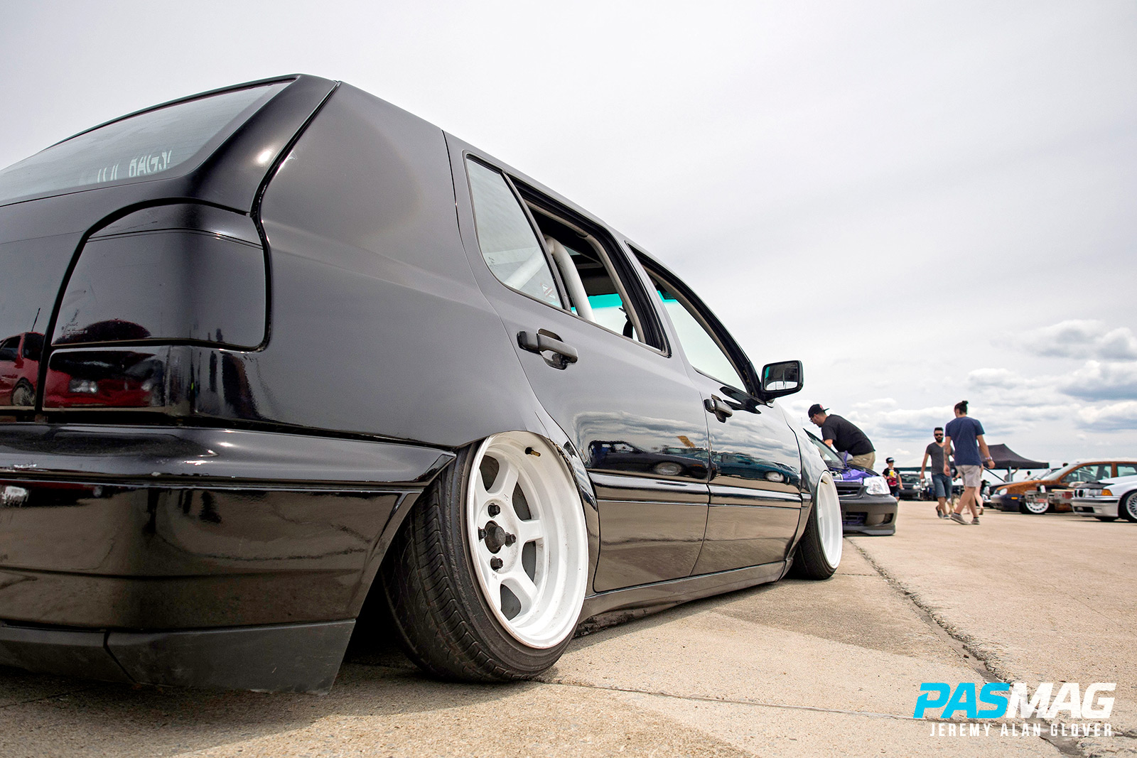 Stance Est Mort PASMAG Hot Topic 2
