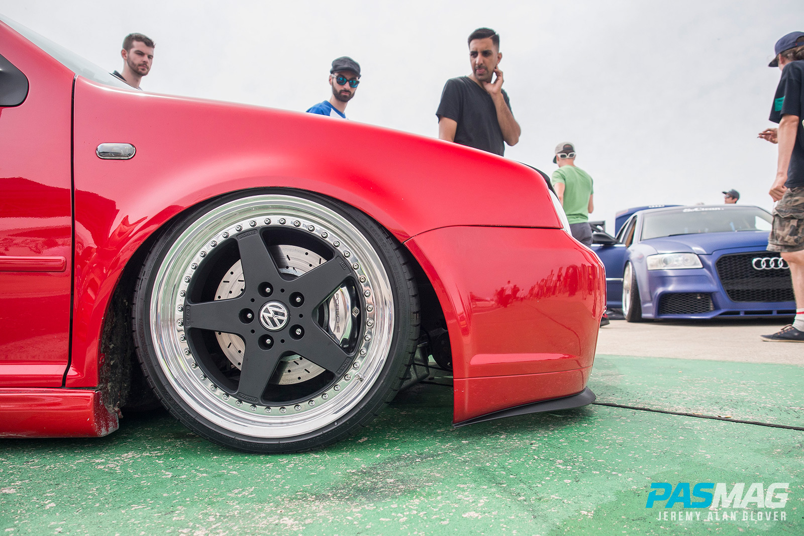 Stance Est Mort PASMAG Hot Topic 5