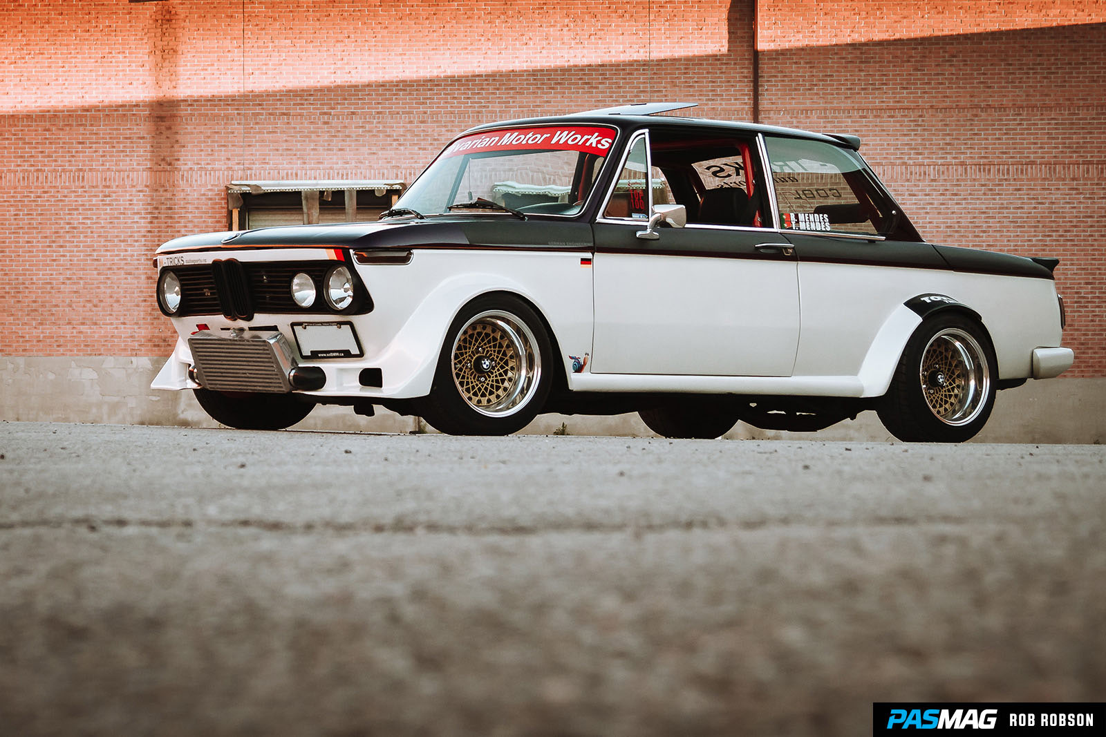 PAS 2016 Dec Jan 2017 140 Nostalgia 1974 BMW 2002 18