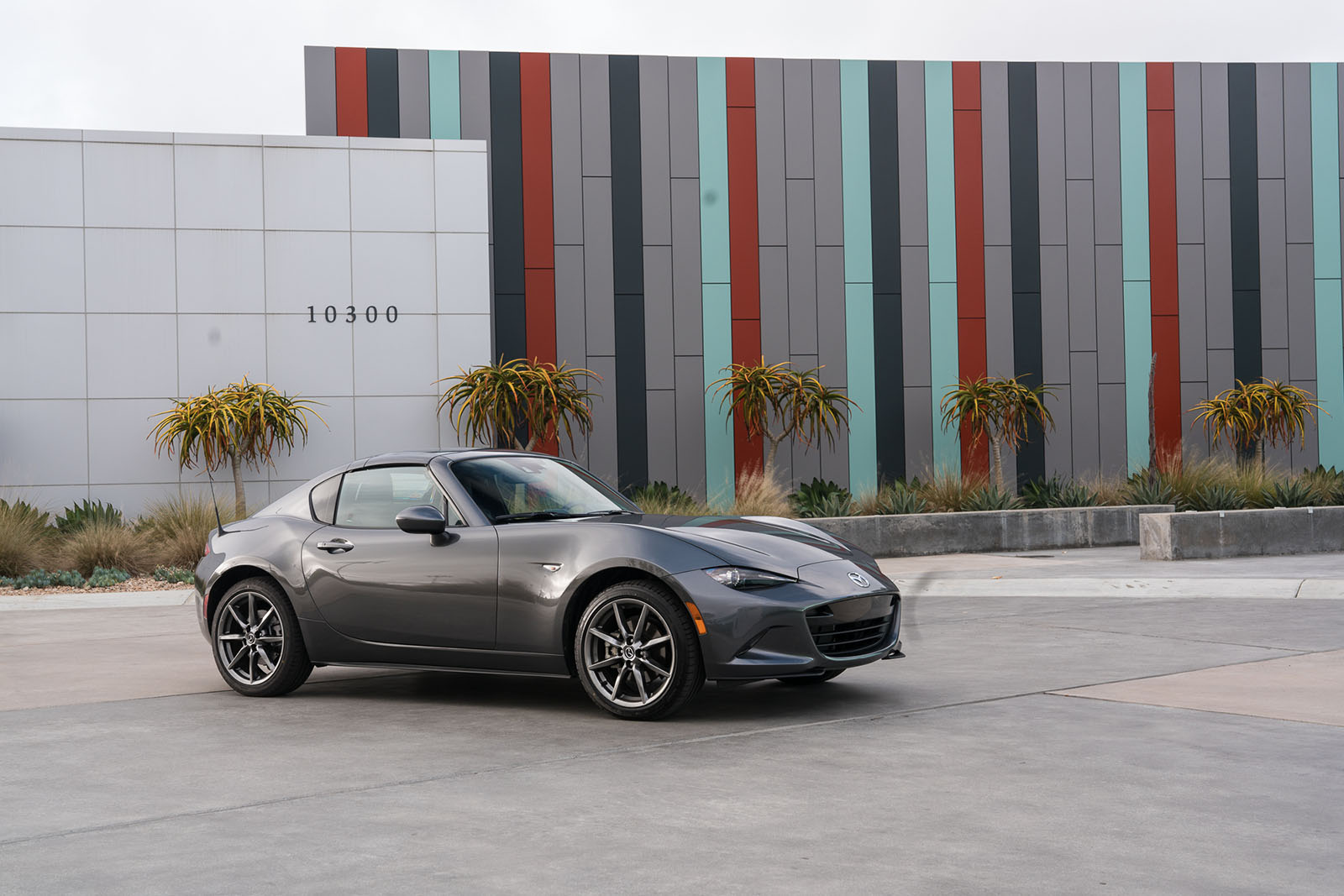 PASMAG 2017 Mazda MX5 Miata RF 01