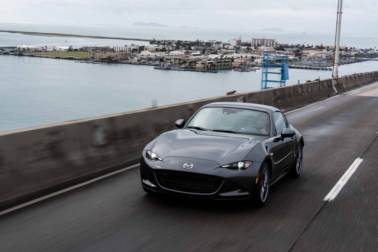 PASMAG 2017 Mazda MX5 Miata RF 04