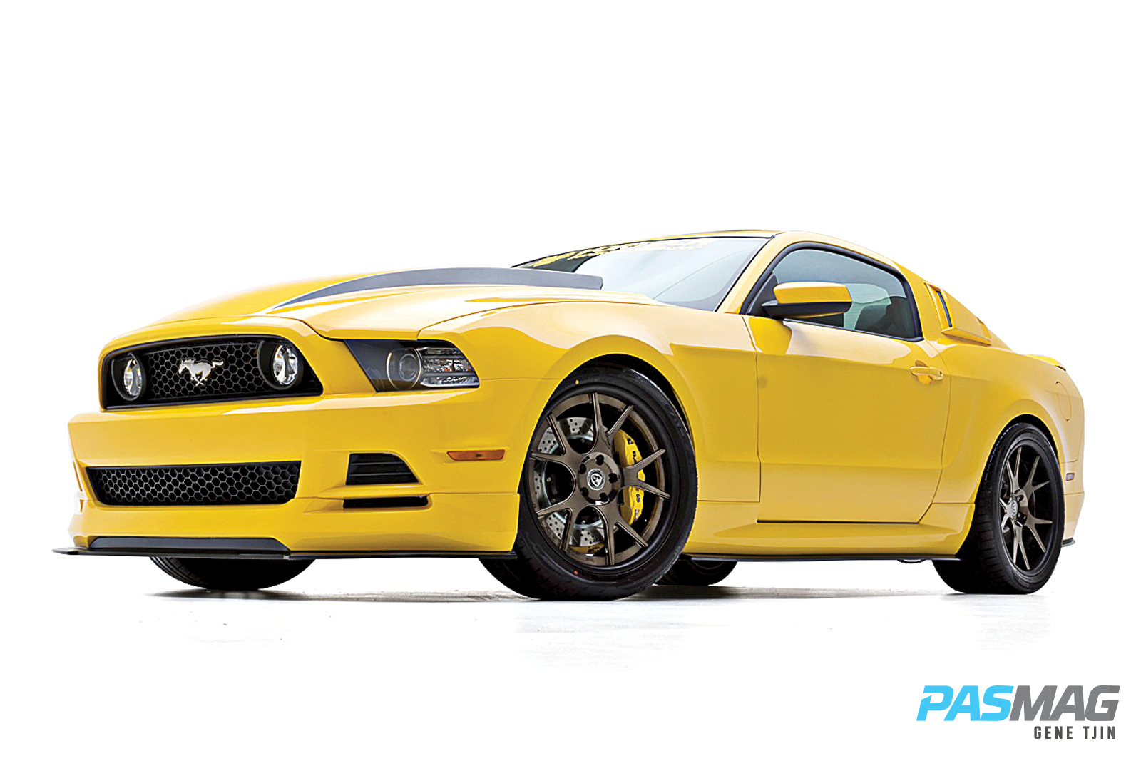 Modified Muscle: Neil Tjin's Ford Mustang GT