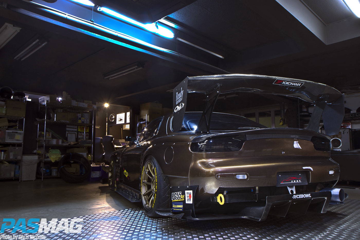 Car Shop Glow Mazda FD3S RX7 PASMAG Rear three quarter