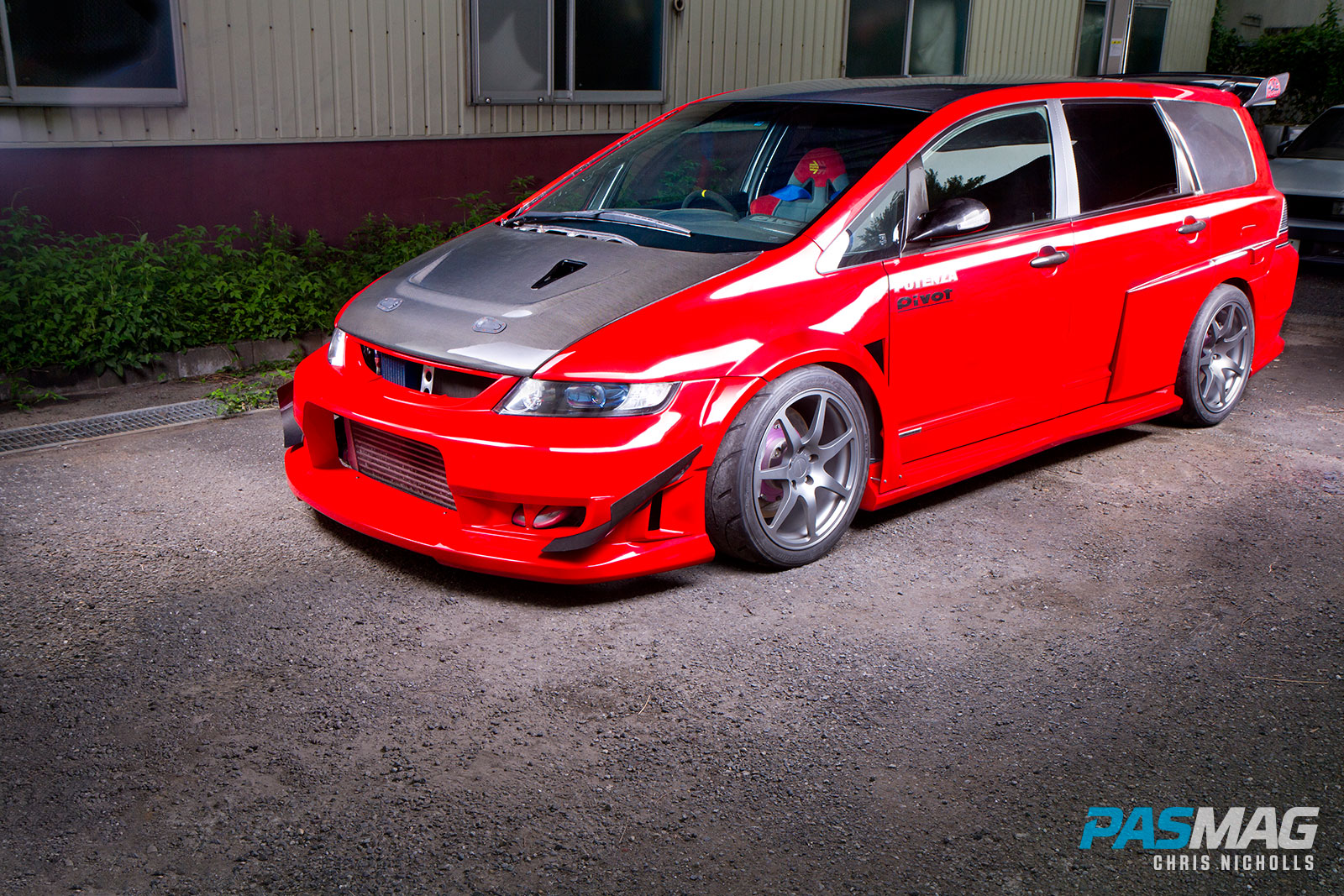Team Takero 2005 Honda Odyssey PASMAG 3