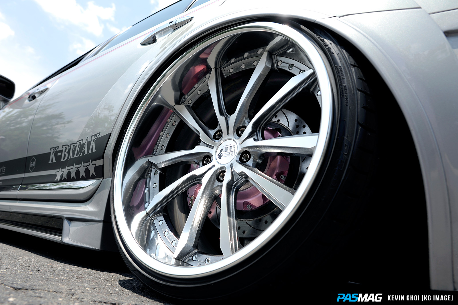 Mark Yuen 2007 Lexus LS460 PASMAG 10