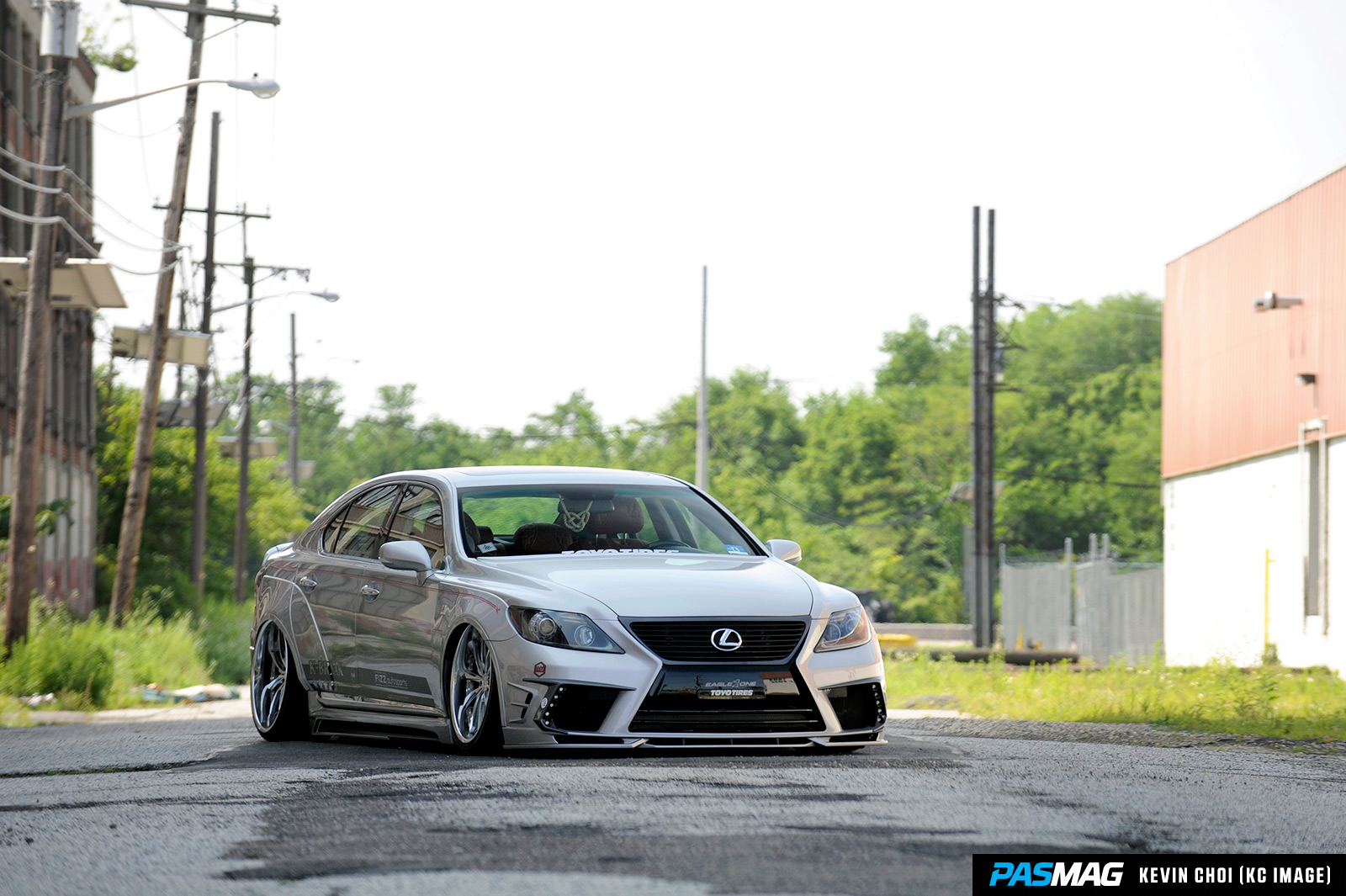 Mark Yuen 2007 Lexus LS460 PASMAG 3