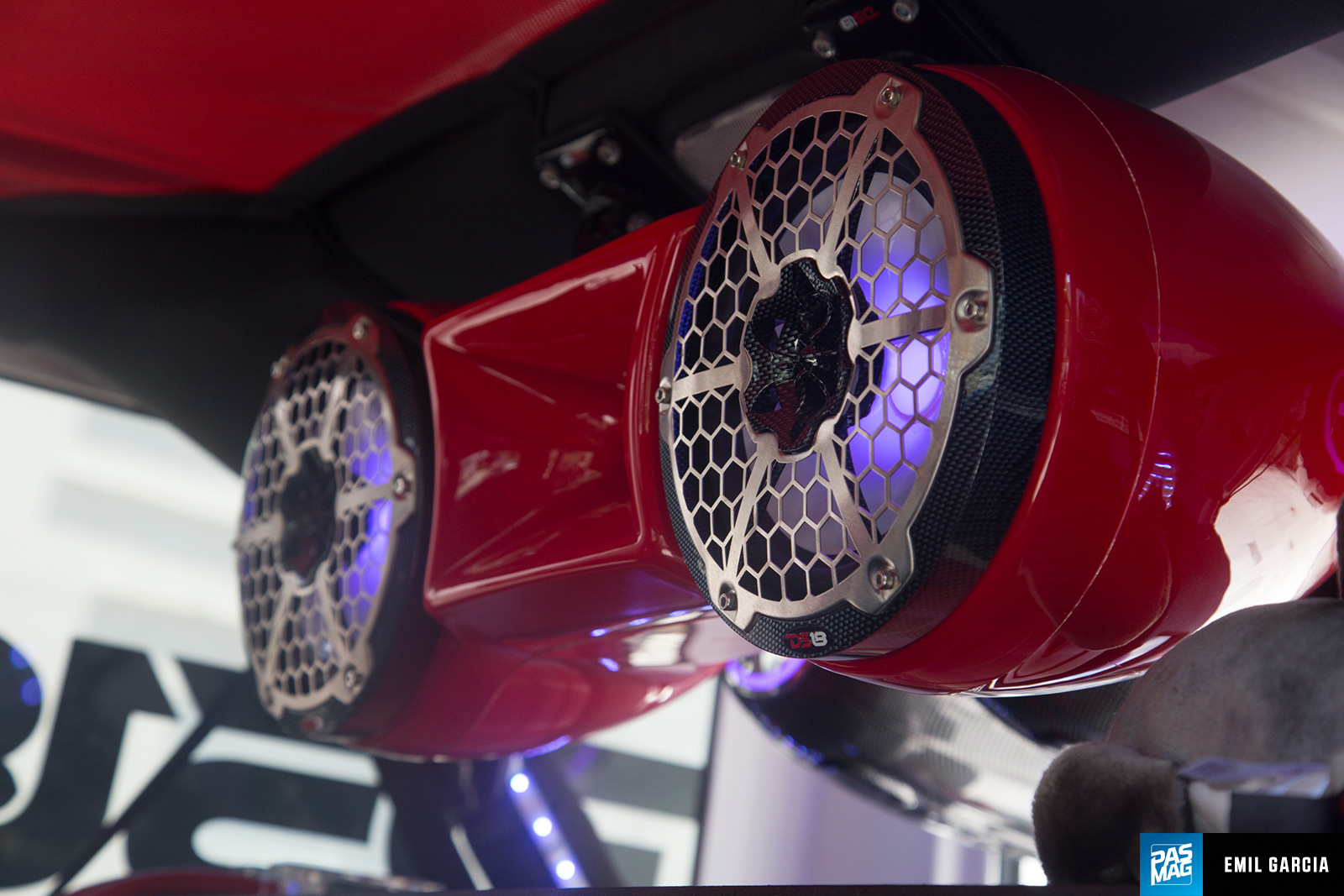 16 DS18 2014 Jeep Wrangler JK Nightcrawler pasmag