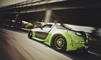 Gamma Smash: Muzzy Yousefi's 2004 Nissan 350Z