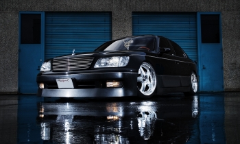 Night Rider: Kevin Dimdiman’s 1998 Lexus LS400