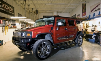 Bass Box: Acoustic Edge's 2003 Hummer H2