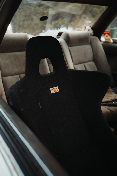 Interior detail of Gary Zackodnik’s Toyota Soarer showing the NRG Prisma GT seat.