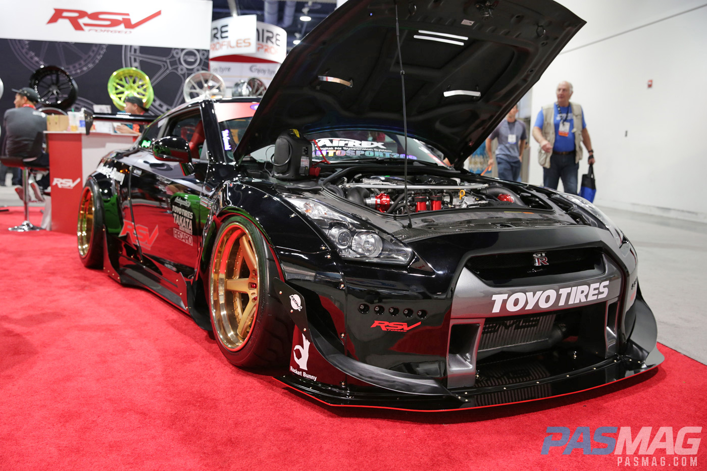 PASMAG RSV Forged Sema 2014 Nissan GTR Rising Suns Airrex Toyo Rocket Bunny Takata Rrecaro AMS front side close