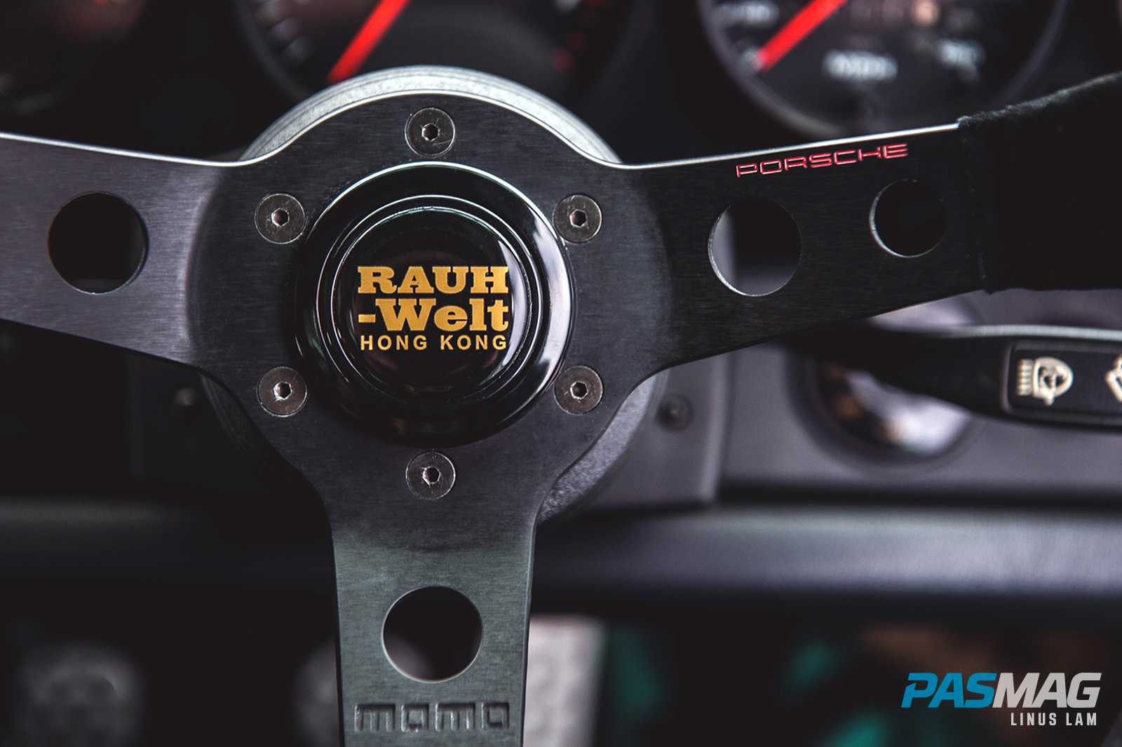 ReinART.Design 1990 Porsche 911 964: RWB HK Tiffany (Photo by Linus Lam)
