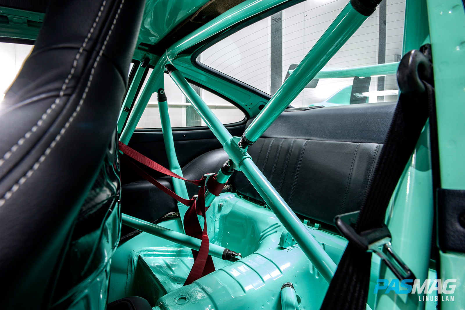 ReinART.Design 1990 Porsche 911 964: RWB HK Tiffany (Photo by Linus Lam)