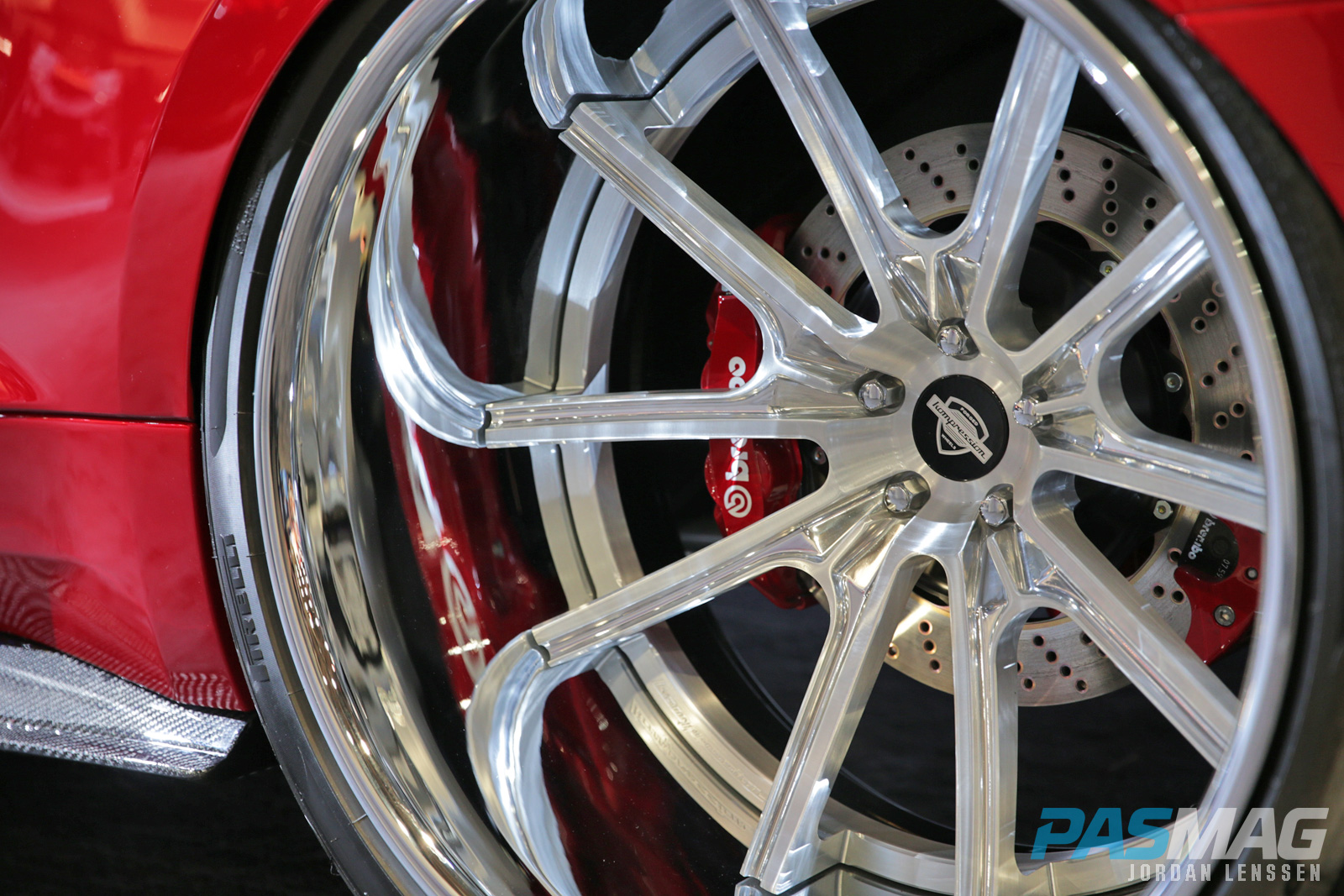 PASMAG SEMA CGS Performance Supercharger 2015 Ford Mustang GT Fastback Kompression wheel