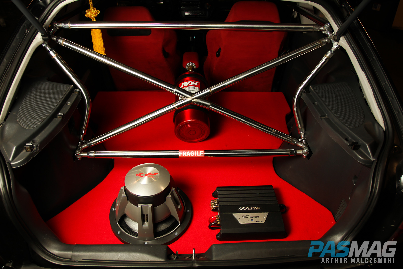 Elevated: Brian Requena's 1996 Honda Civic Hatchback
