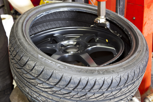 Project Forte: KIA Forte Coupe - Konig Rim and Sailun Tire Install